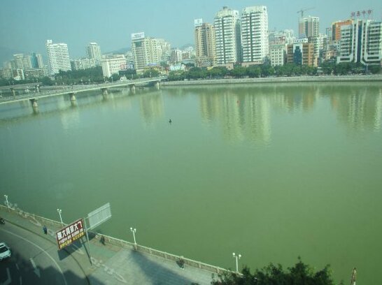 Home Inn Shaoguan Wujiang Bridge Zhongshan Park Jiangjing