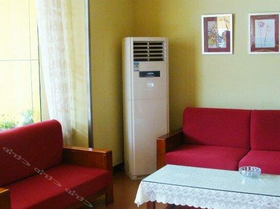 Home Inn Zhuji Triangle Square - Photo5