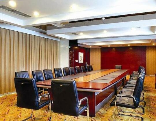 Taitan International Hotel - Photo4