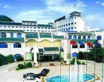 Xinchang Baiyun Hotel Shaoxing