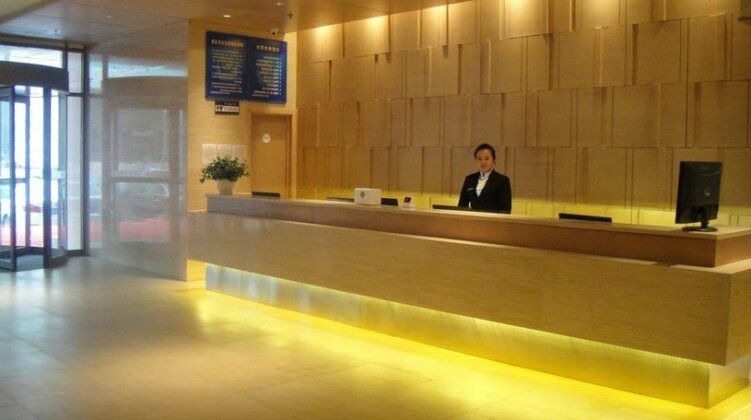 Ji Hotel Shenyang Middle Street - Photo2
