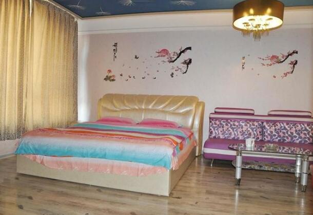 Yuxuan Theme Apartment Shenyang Sanhao Street - Photo3