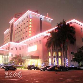 Baomingcheng Hotel - Photo2