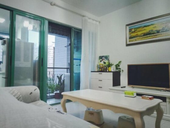 Cozy Home Near CBD Futian Port Two-Bedroom Apartment - Photo3