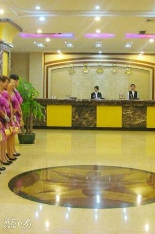 Golden Flower Hotel - Photo3