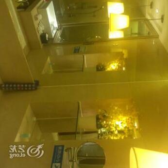 Golden Paradise Hotel - Photo3