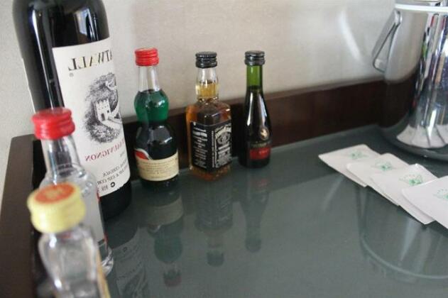 Grand Holiday Hotel - Photo4