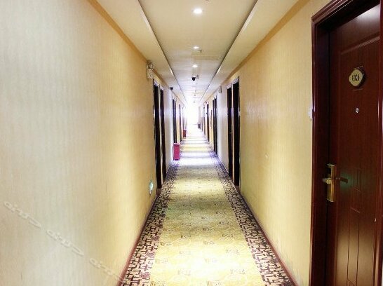 Shenzhen Liangyi Hotel - Photo4