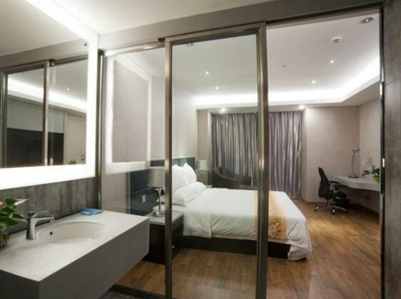 The Phoenix Fountain Hotel - Photo4