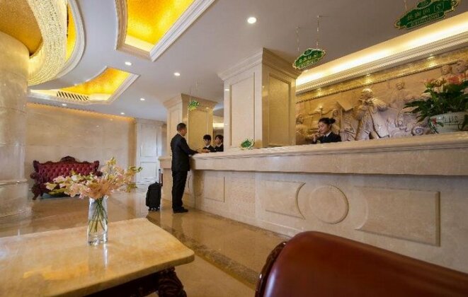 Vienna Hotel Shenzhen Exibition Center - Photo2