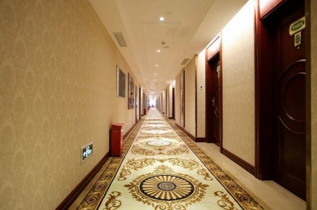 Vienna Hotel Shenzhen Huazhisha - Photo2