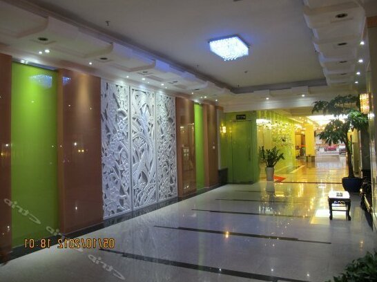 Yanisi Hotel - Photo3