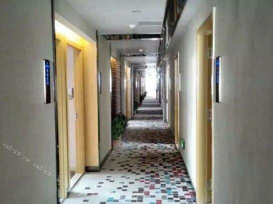 Jinhong Business Hotel Shiyan - Photo4
