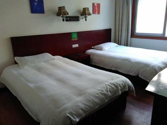 Wudangshan Shengbao Hotel - Photo5