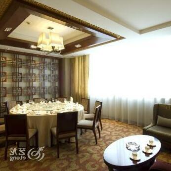 Yilong Grand Hotel - Photo5