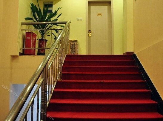 Fu Chun Bussiness Hotel - Photo3