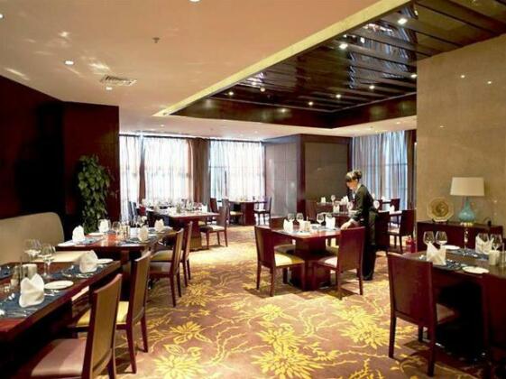 Star International Hotel - Photo5