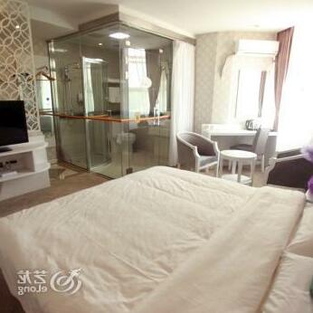 Super 8 Hotel Suqian Bao Long Square - Photo2