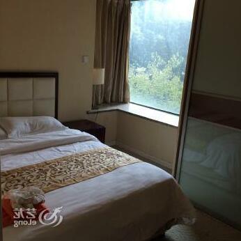 Amusement Apartment Hotel - Photo3
