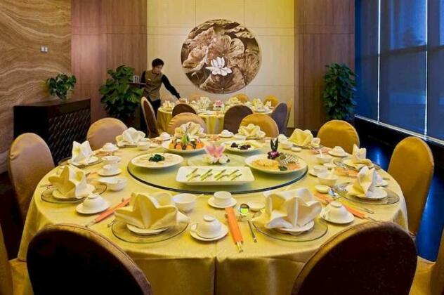 Gathering Hotel - Photo4