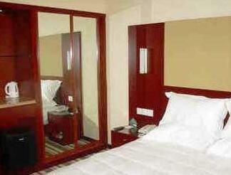 GreenTree Inn JiangSu SuZhou HeShan Business Hotel - Photo4