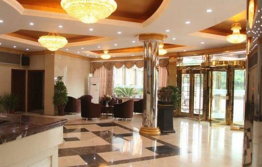GreenTree Inn JiangSu Suzhou Kunshan Bacheng Town Hubin North Road Business Hotel - Photo4