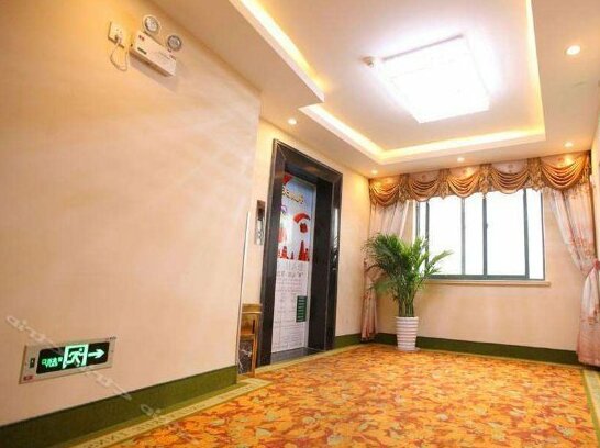 GreenTree Inn Jiangsu Suzhou Wujiang Zhenze Town Zhennan Road Express Hotel - Photo3