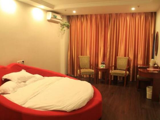 GreenTree Inn Jiangsu Suzhou Zhangjiagang Jinfeng Town Xintiandi Express Hotel - Photo4