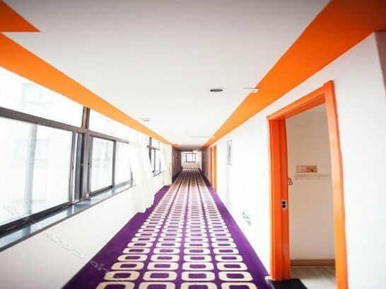 Huifeng 128 Express Hotel - Photo4