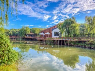 Jiushu Resorts