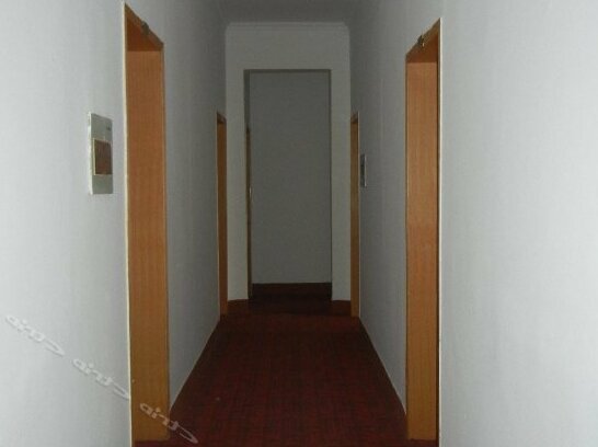 Lingfeng Hostel - Photo4
