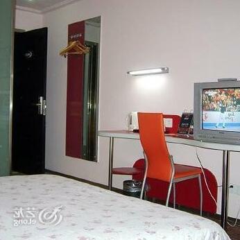 Motel 168 Kun Shan Tong Feng Road Inn Kunshan - Photo5