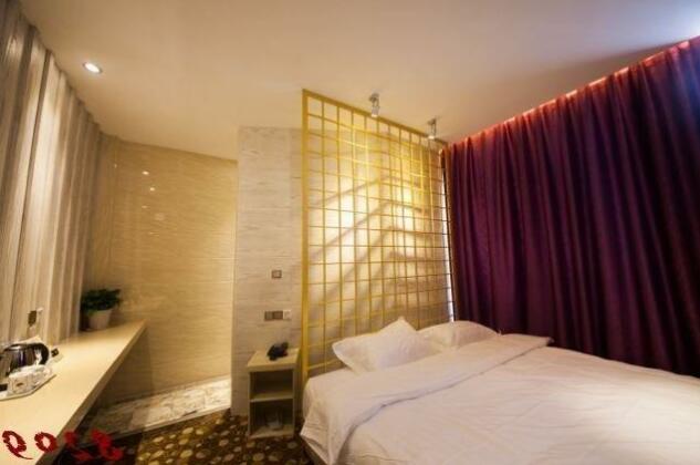 Yiyangshangpin Hotel - Photo5