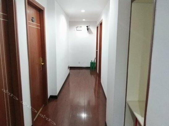 Zhenze Longren Hostel - Photo4