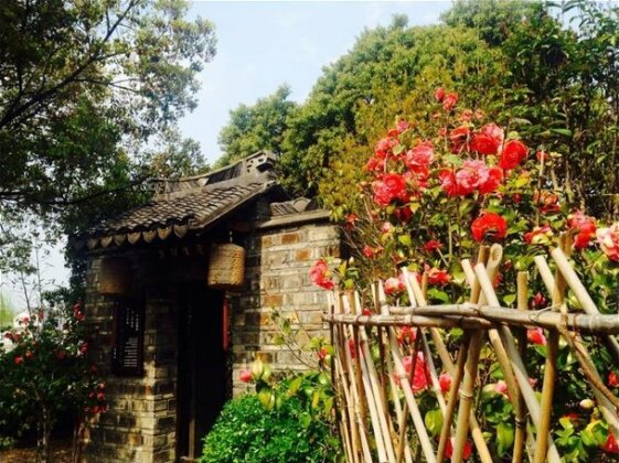 Zhouzhuang Moonlit River In Spring Guzheng Club House