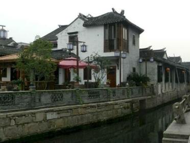Zhouzhuang Shuangqiao Jubaoxuan Linhetingyuan Inn