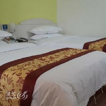 Carnival City Hotel - Photo5