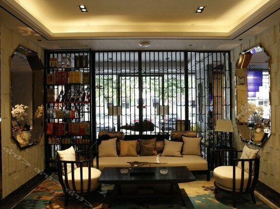 Five Star Holiday Hotel - Photo4
