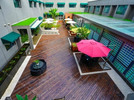 Five Star Holiday Hotel - Photo5