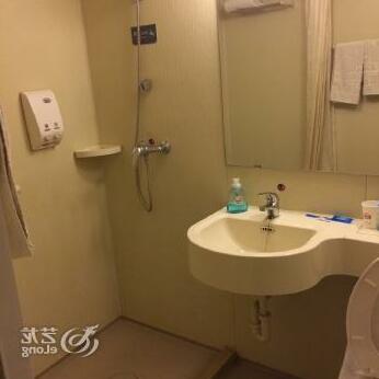 Grace Inn Xintai Bus Station Branch - Photo3