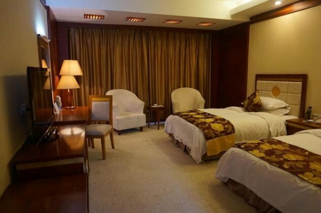 Tai'an Lijing Cherry Orchard Hotel - Photo2