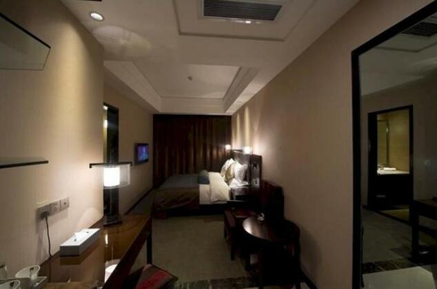 Shanxi Quanjin Business Hotel - Photo2