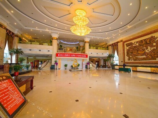 Chunlan Business Hotel - Photo4