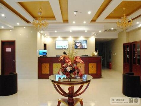 GreenTree Inn Jiangsu Taizhou Jichuan Road Wanda Plaza Business Hotel - Photo3