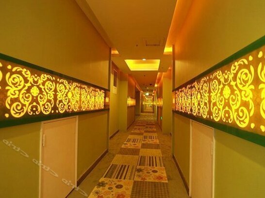 Berning Spring Fashion Hotel - Photo2
