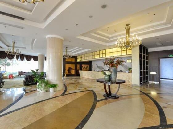 Shiny Hotel - Photo4