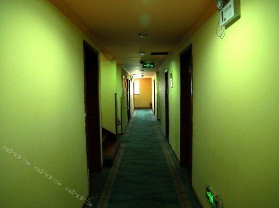 KJF Budget Hotel - Photo3