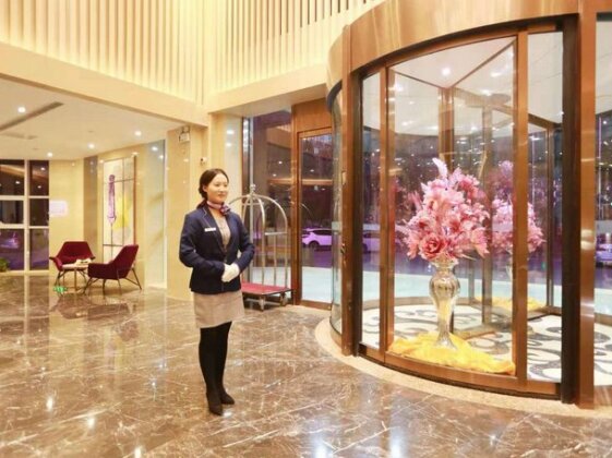 Lavande Hotel Tianjin Huaming Binhai International Airport - Photo2