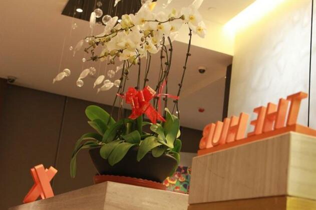 U Hotel Tianjin - Photo2