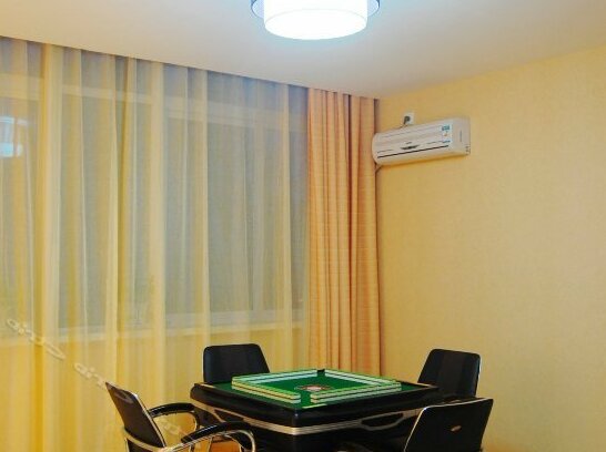 Favonian Holiday Hostel - Photo5